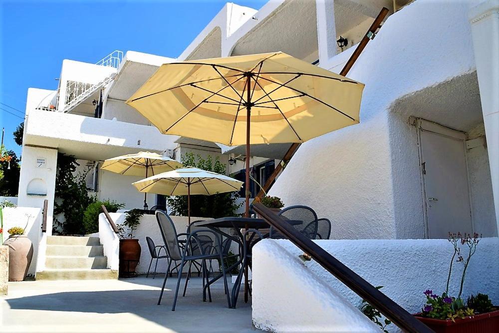 Attica Hotel Ephie Vathí Exteriör bild
