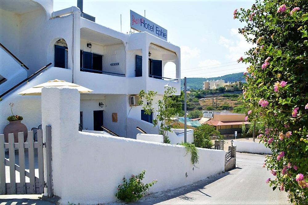 Attica Hotel Ephie Vathí Exteriör bild